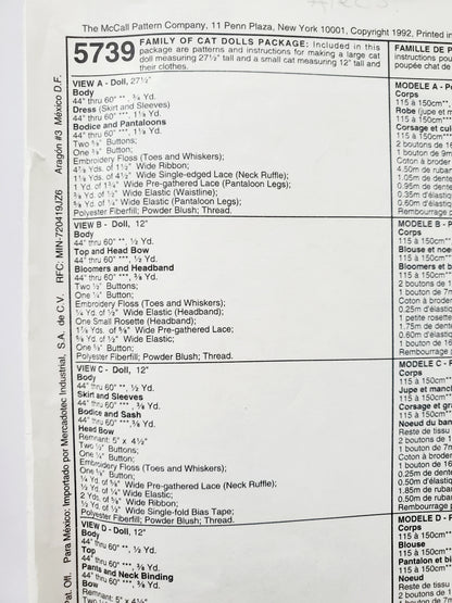 MCCALLS Craft Sewing Pattern Cat & Kittens 5739 Size 69cm (Mum Cat) 30cm (Kittens). Complete with Clothes.