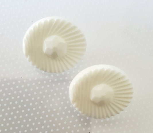 Shank Buttons, White, Oval, Size 1.8cm, 18mm, Vintage Plastic, QTY 2