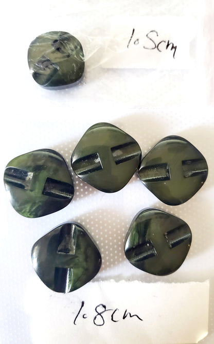 Vintage Shank Buttons, Olive Green, Rounded Square, Size 1.8cm (x5) and 1.5cm (x1)