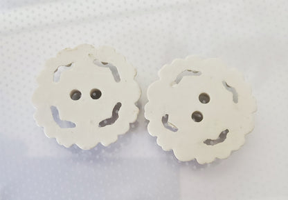 Off White, Cream Vintage, Round, 2-Holed Buttons, Size 24mm, 2.4cm, Plastic QTY 2