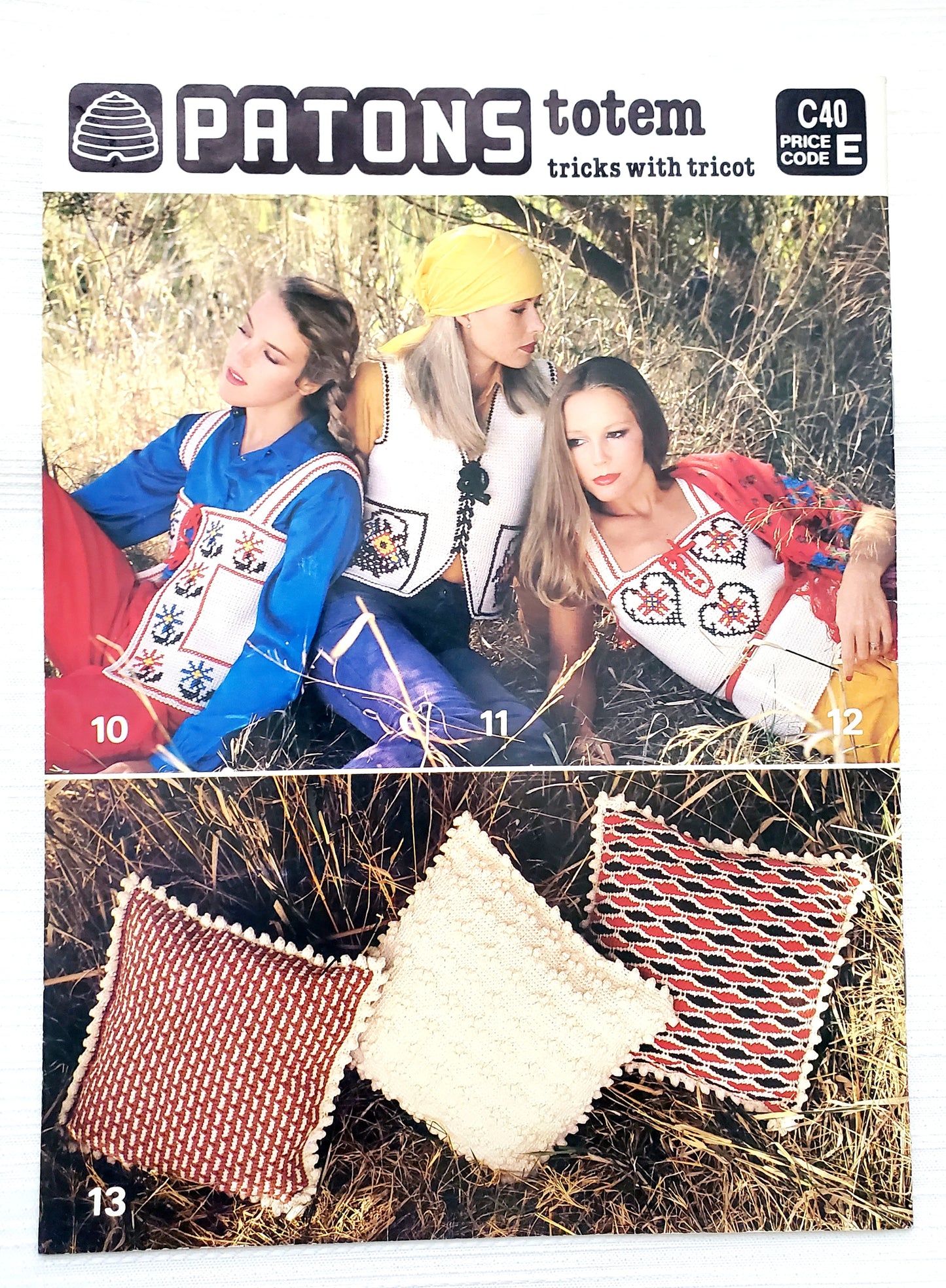 Patons Totem, Tricks with Tricot, Booklet by Patons, C40, Tricot Crochet, Knitting