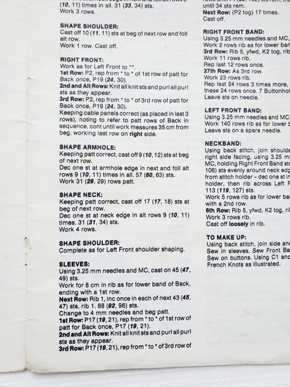 Knitting Booklet by Cleckheaton. Aran / Fair Isle Knits in 8 PLY Machine wash, Book No. 407