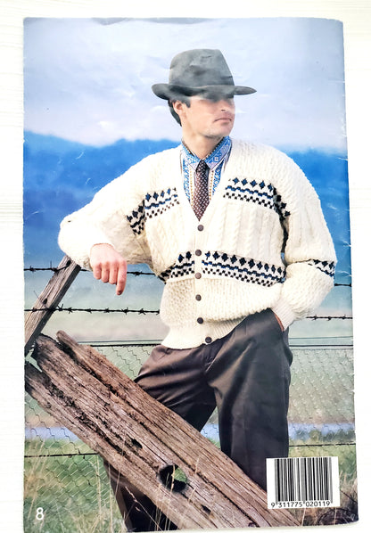 Knitting Booklet by Cleckheaton. Aran / Fair Isle Knits in 8 PLY Machine wash, Book No. 407