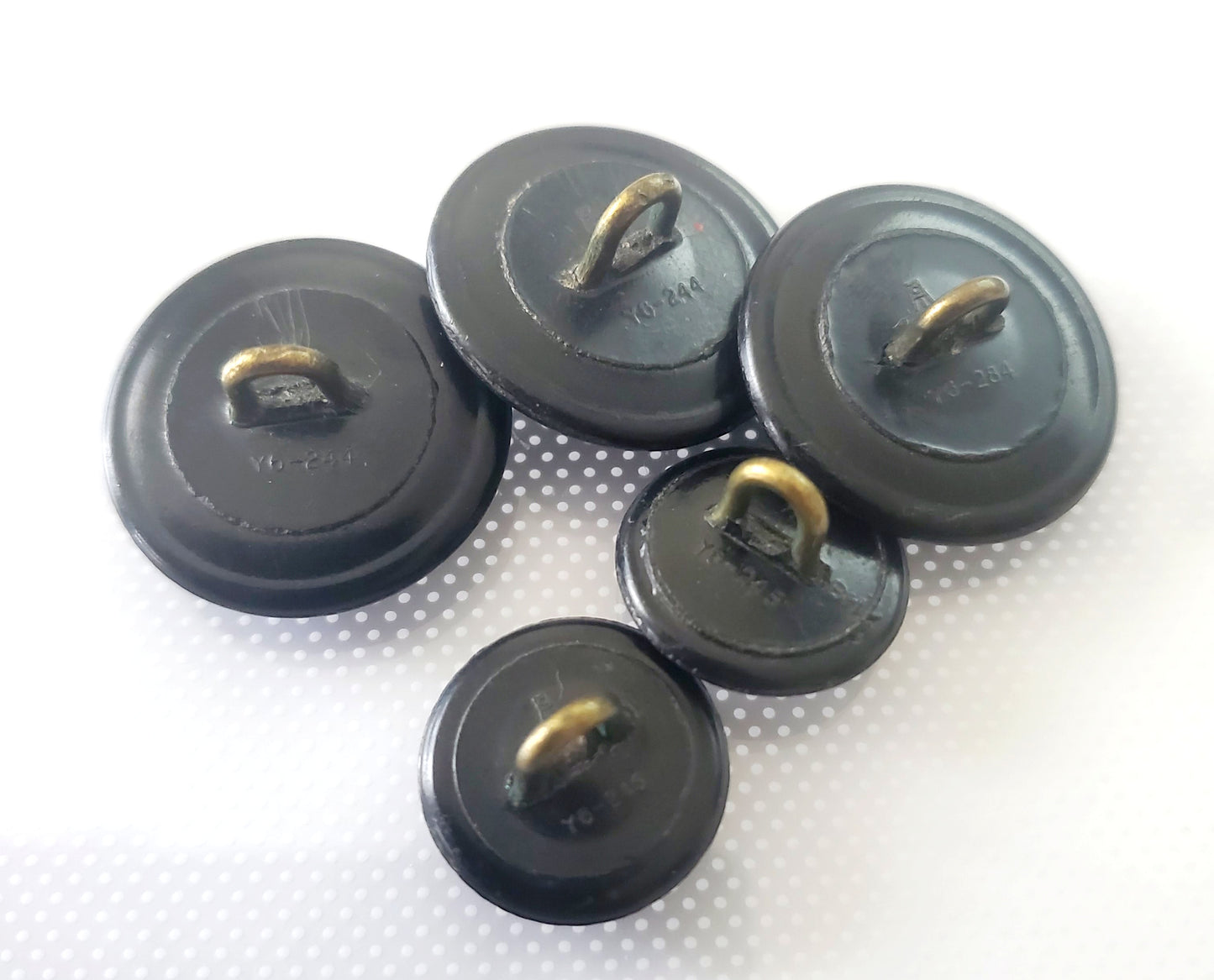 Shank Sewing Buttons, Bakelite, RAAF, Royal Australian Air Force, Vintage, 2.5cm 1.8cm, QTY 5