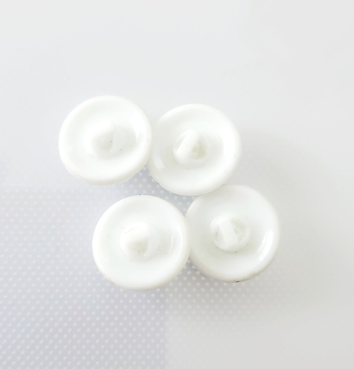 Shank Sewing Buttons, Sizes 20mm, 2cm, Porcelain, with Shell Type Pattern,  QTY 4