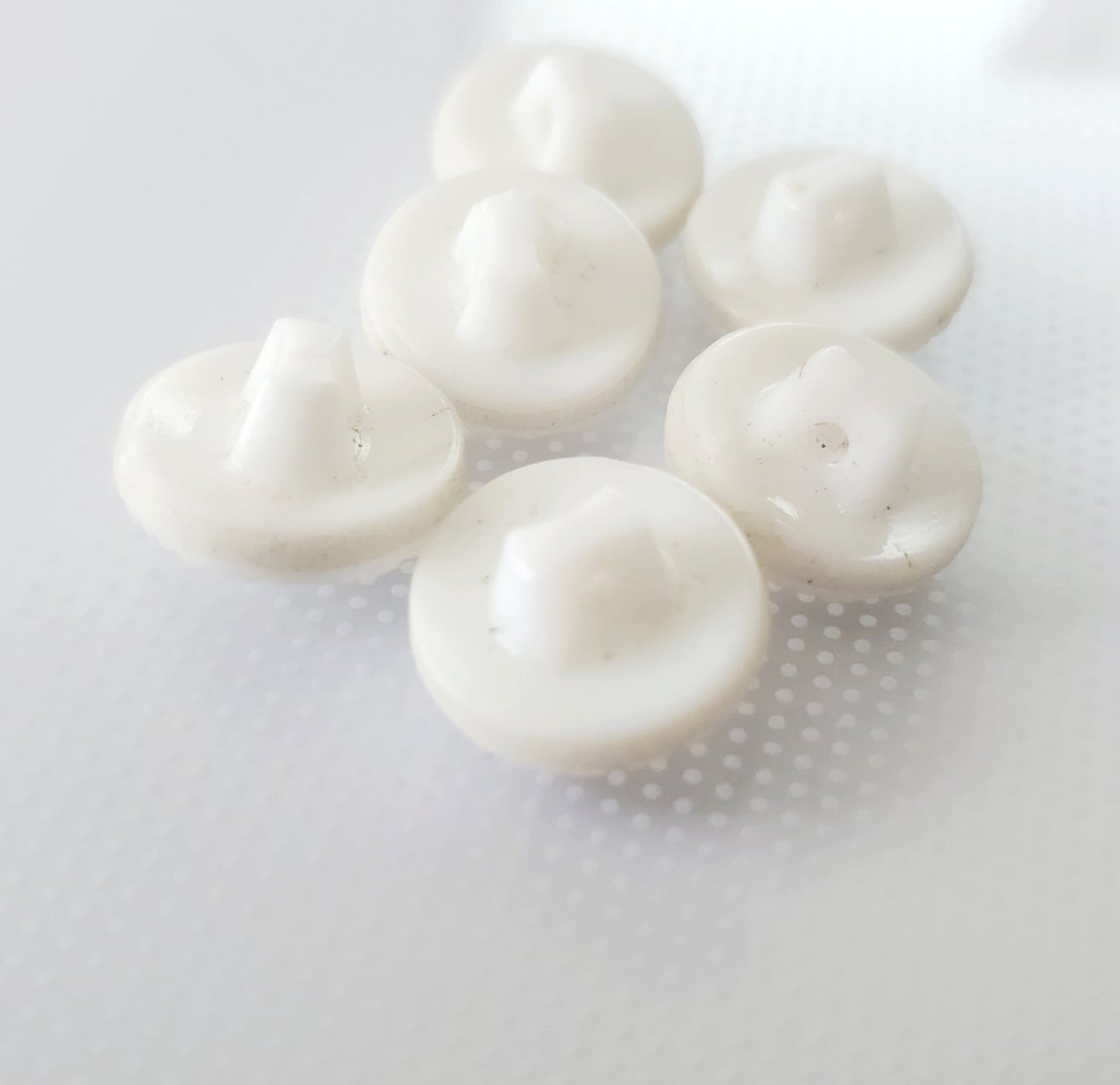 Shank Sewing Buttons, 14mm, 1.4cm, Porcelain, Iridescent, QTY 7
