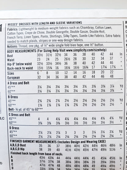 SIMPLICITY Sewing Pattern S8981, Dress, Fabric Belt, Size 6-14