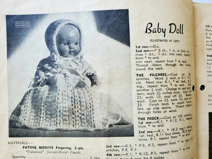 Vintage 1950's Patons Knitting Book No. 252. Tea Cozy Lampshade Bag Toy Rugs