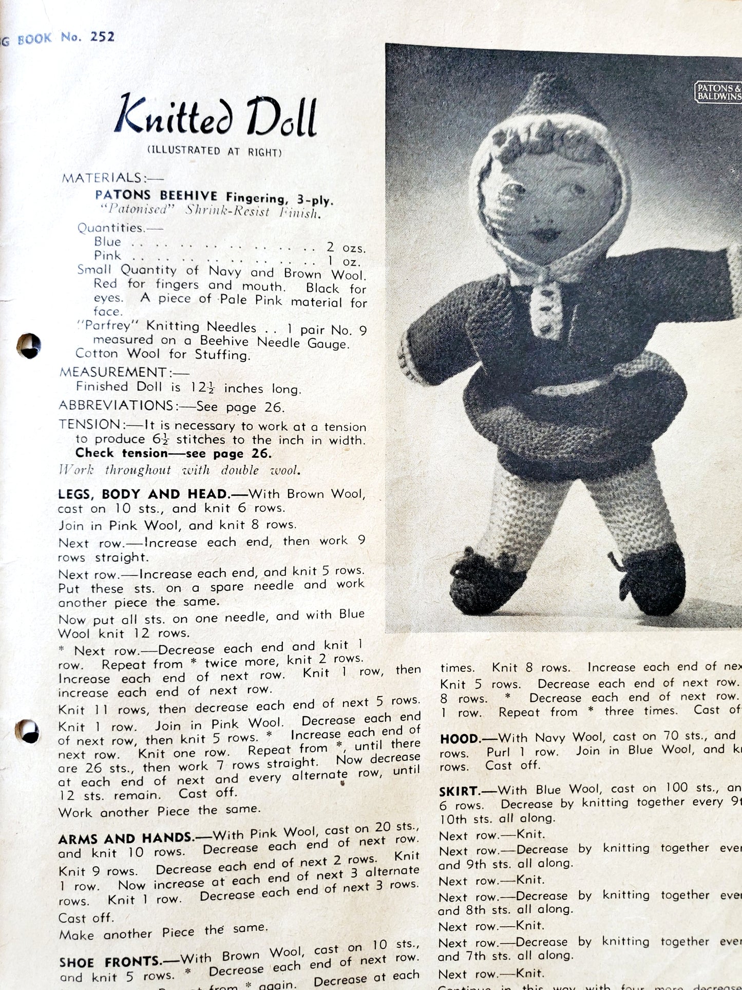 Vintage 1950's Patons Knitting Book No. 252. Tea Cozy Lampshade Bag Toy Rugs