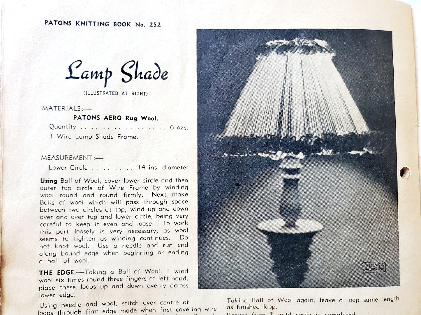 Vintage 1950's Patons Knitting Book No. 252. Tea Cozy Lampshade Bag Toy Rugs