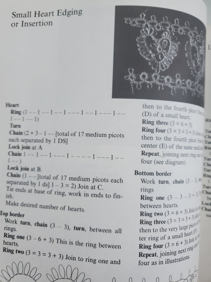 EASY TATTING - Rozella F. Linden, Dover Needlework Series, Original Vintage Book