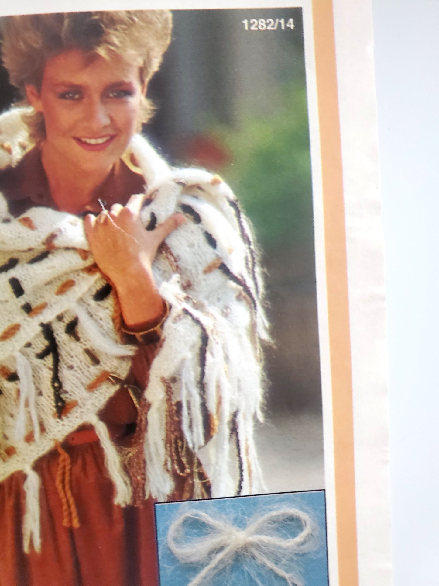 ANNA Vintage BURDA Plezier methandwerken December 1982 Magazine (pattern insert)