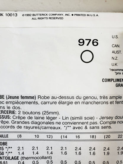 VOGUE Sewing Pattern 976, Tapered Pullover Dress, Size 14-16